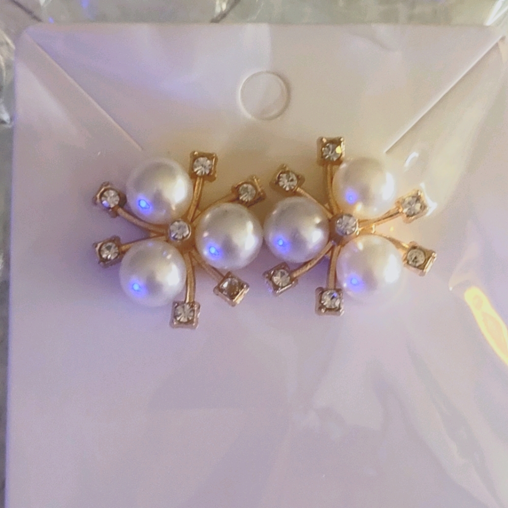 🦪BEAUTIFUL🦪 FAUX PEARL & CUBIC ZIRCONIA EARRINGS